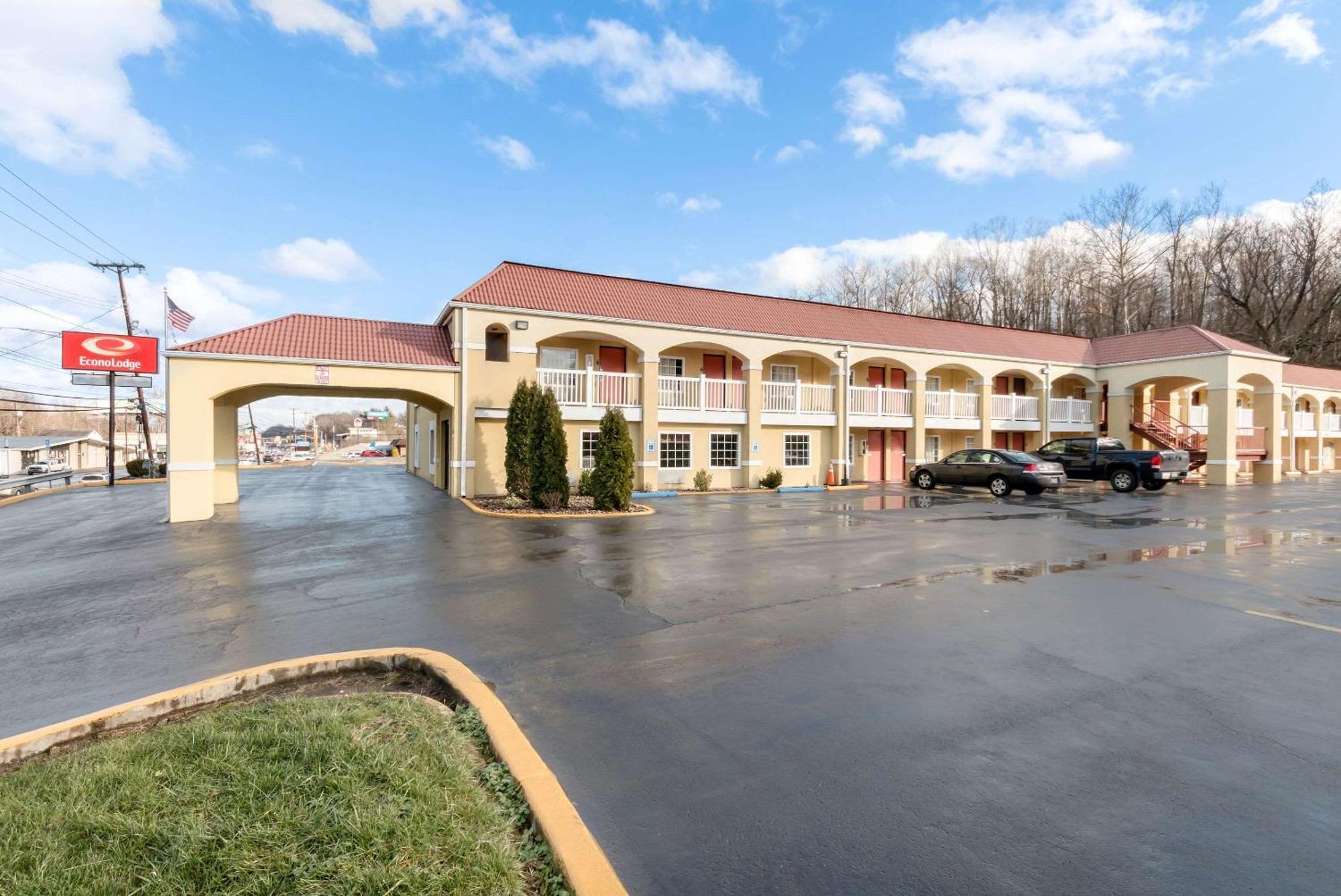 Econo Lodge Huntington - Barboursville University Area Exteriér fotografie